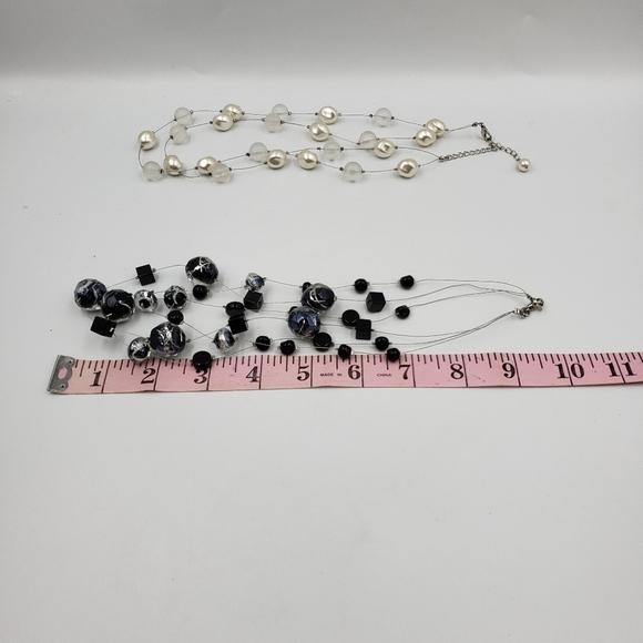 Faux Pearl Wire Necklaces Grey Blue White Opaque Shorter Length Costume … - Picture 10 of 12